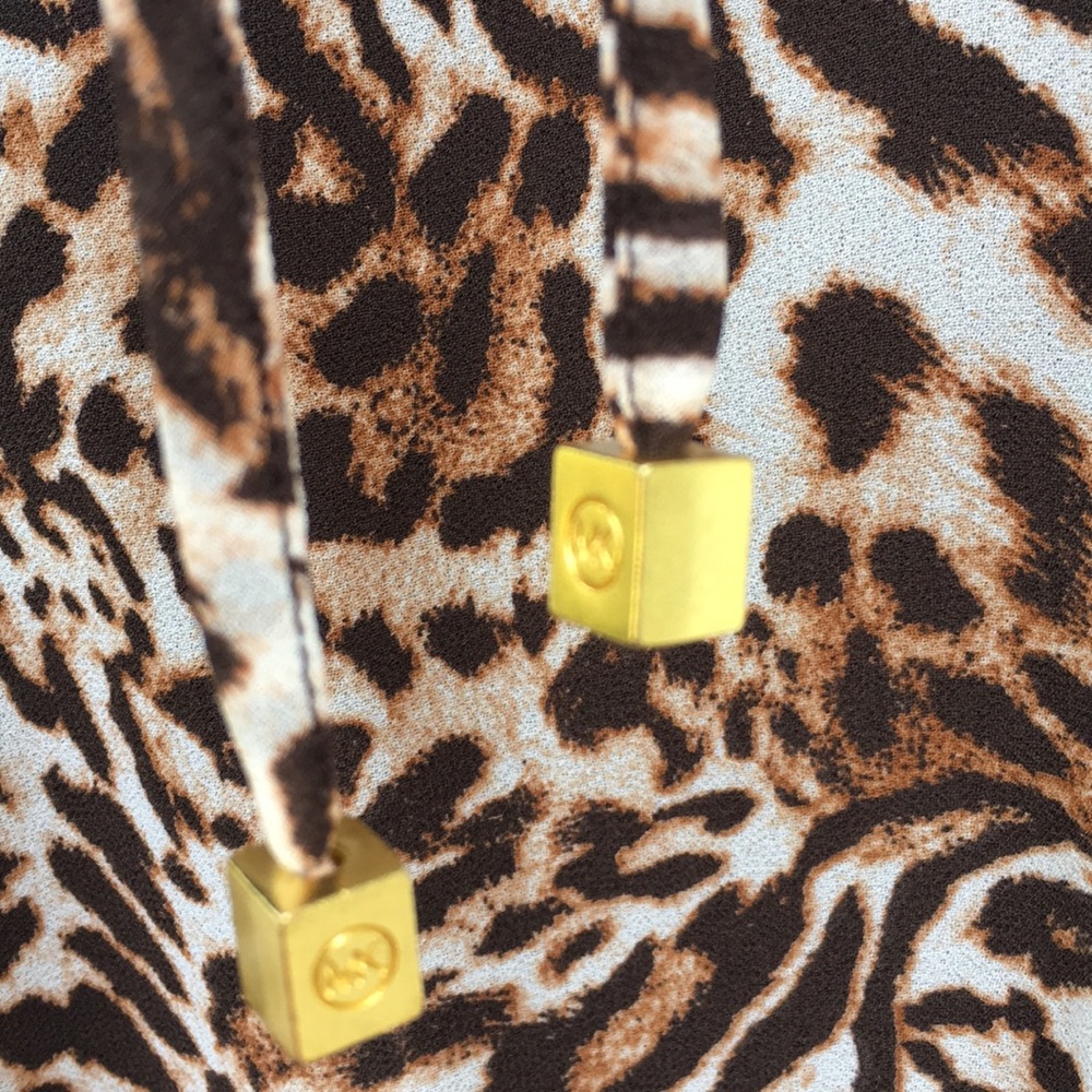 🎉HP🎉 Bare shoulder blouse - Picture 7 of 10